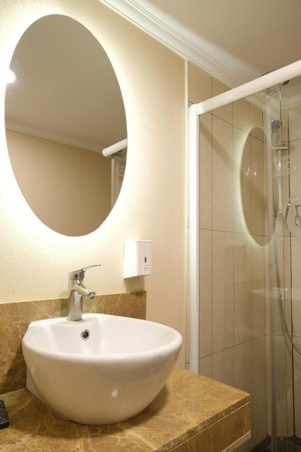 Artan Hotel Isparta Bagian luar foto